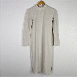 Amour Vert Elegant Beige Long Sleeve Dress